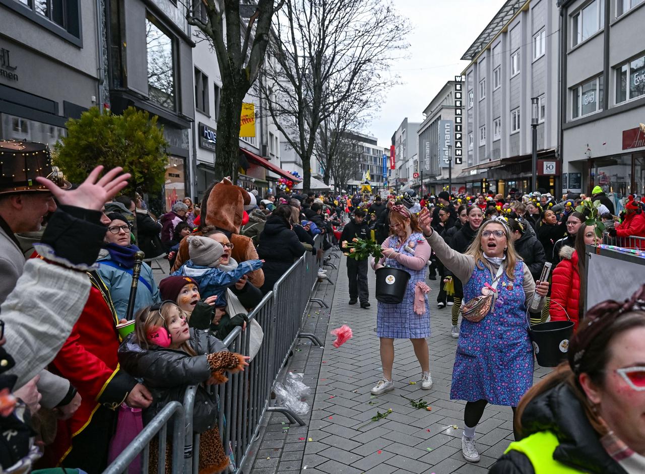 Die Saufeulis in der Hanauer Innenstadt
