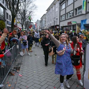 Mitglieder der Saufeulis beim Fasching in Hanau